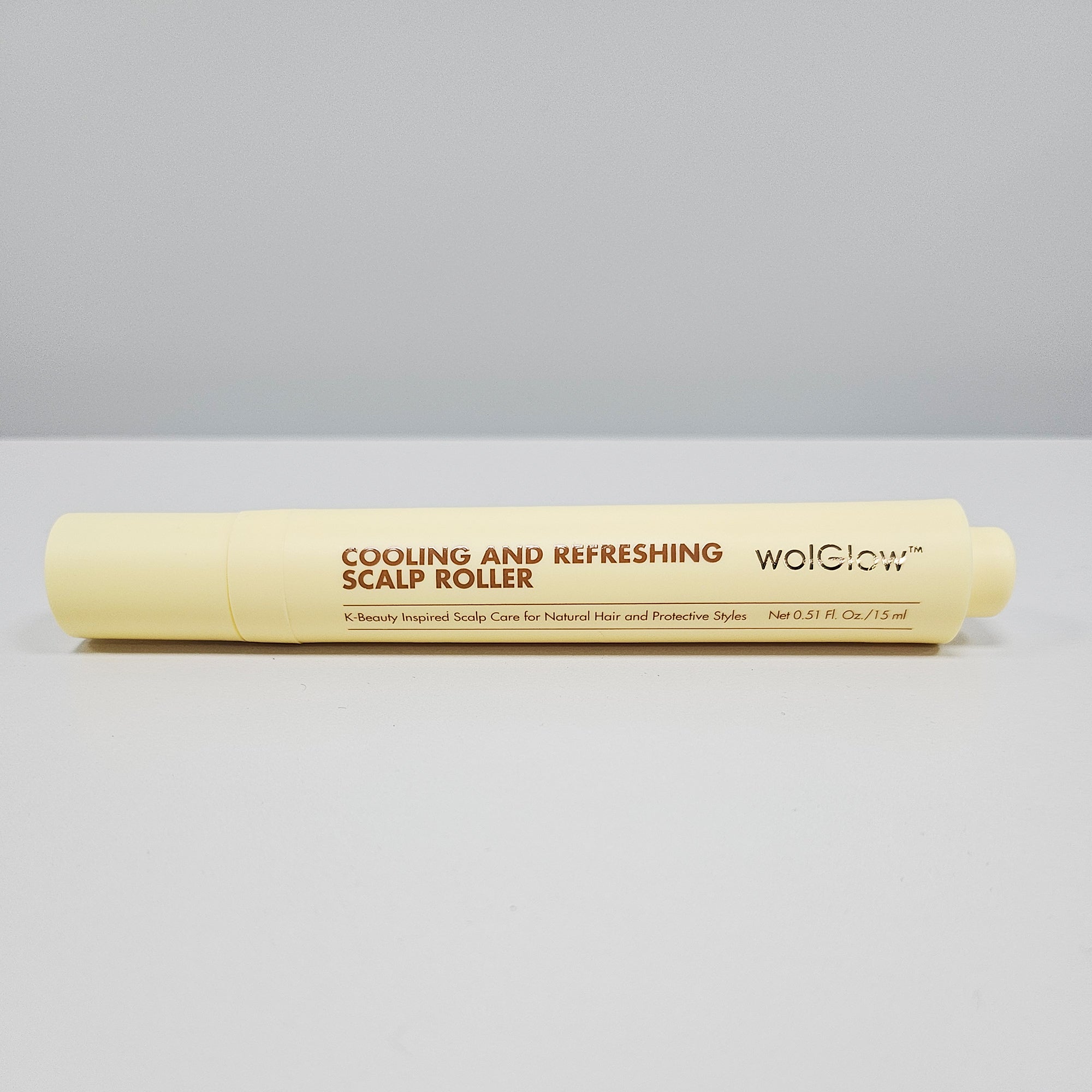 COOLING AND REFRESHING SCALP ROLLER